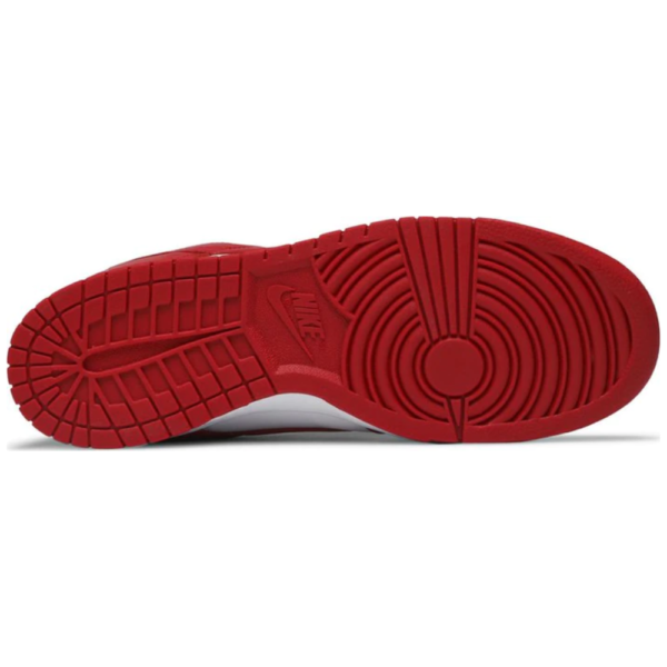 NIKE DUNK LOW RETRO SP ‘ST. JOHN’S’