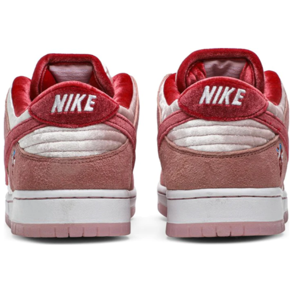 StrangeLove x Dunk Low SB 'Valentine's Day'